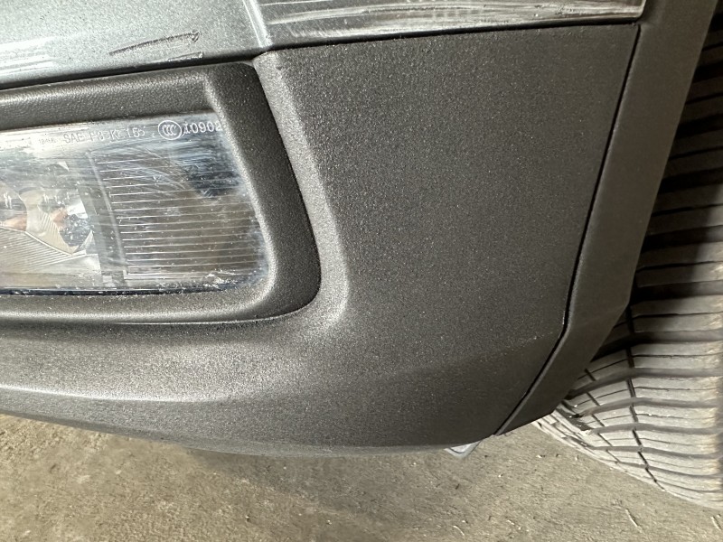 Réparation plastique brut pare-choc extension d’aile enjoliveur noir. Le Havre et ses alentours